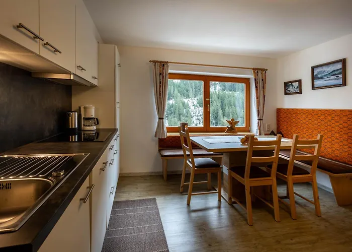 Brandegg Apartamento Tux