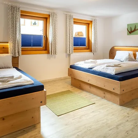 Brandegg Apartamento Tux